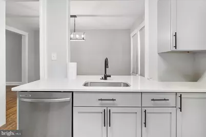 319 Lyndhurst Street, Baltimore, MD 21229 - Photo 17