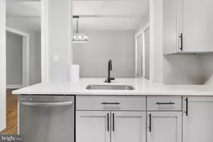 319 Lyndhurst St, Baltimore, MD 21229 - Photo 17