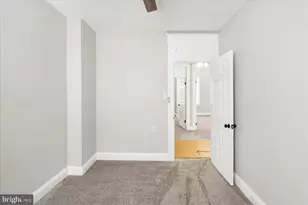 319 Lyndhurst St, Baltimore, MD 21229 - Photo 29