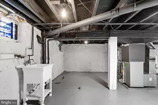 319 Lyndhurst St, Baltimore, MD 21229 - Photo 35