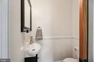 2341 Eastern Ave, Baltimore, MD 21224 - Photo 11