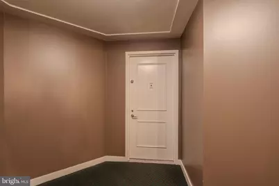 100 Harborview Drive #302, Baltimore, MD 21230 - Photo 5