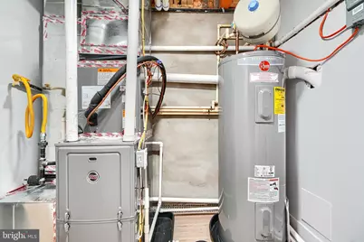 825 N Montford Avenue, Baltimore, MD 21205 - Photo 37