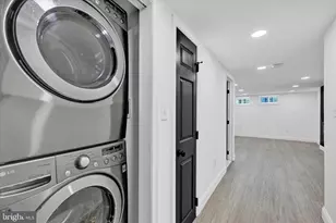 1748 N Chester St, Baltimore, MD 21213 - Photo 23