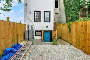 1748 N Chester St, Baltimore, MD 21213 - Photo 25