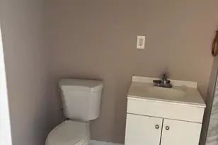 2328 E Madison Street E, Baltimore, MD 21205 - Photo 9