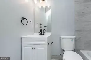 4002 Ayrdale Ave, Baltimore, MD 21215 - Photo 23