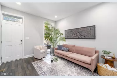 23 S Washington Street S, Baltimore, MD 21231 - Photo 3