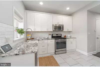 23 S Washington Street S, Baltimore, MD 21231 - Photo 7