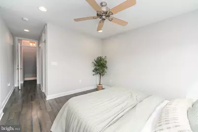 23 S Washington Street S, Baltimore, MD 21231 - Photo 15