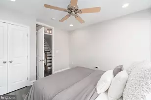 23 S Washington Street S, Baltimore, MD 21231 - Photo 19