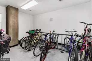 1011 Hunter St, Baltimore, MD 21202 - Photo 15