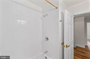4145 Fairfax Rd, Baltimore, MD 21216 - Photo 21