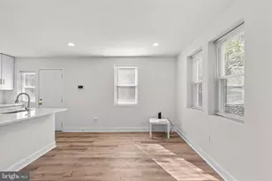 4145 Fairfax Rd, Baltimore, MD 21216 - Photo 17