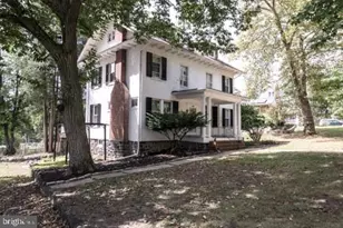 2504 Queen Anne Rd, Baltimore, MD 21216 - Photo 3