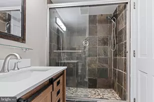 129 E West St, Baltimore, MD 21230 - Photo 23