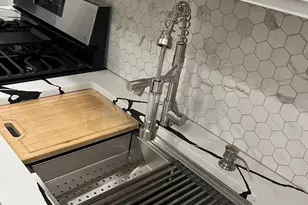 835 1/2 W Lombard St, Baltimore, MD 21201 - Photo 9