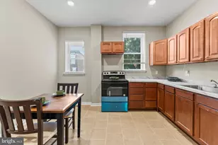 446 N Linwood Ave, Baltimore, MD 21224 - Photo 9