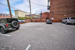 10 W Madison St, Baltimore, MD 21201 - Photo 27