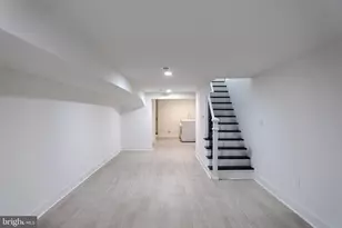 2721 W Mosher St, Baltimore, MD 21216 - Photo 13