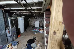 2402 Wilkens Ave, Baltimore, MD 21223 - Photo 9