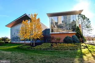 10 E Lee St, Baltimore, MD 21202 - Photo 37