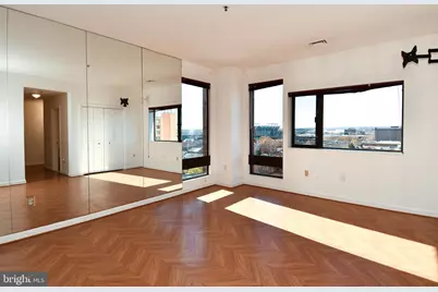 10 E Lee Street #809, Baltimore, MD 21202 - Photo 31