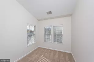 5303 Wyndholme Cir, Baltimore, MD 21229 - Photo 37