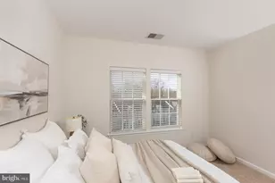 5303 Wyndholme Cir, Baltimore, MD 21229 - Photo 27