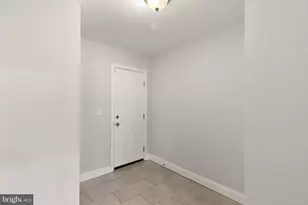 3200 E Fairmount Ave, Baltimore, MD 21224 - Photo 11