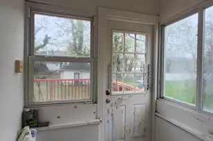 3701 Barrington Rd, Baltimore, MD 21215 - Photo 13