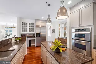 650 Ponte Villas S, Baltimore, MD 21230 - Photo 17