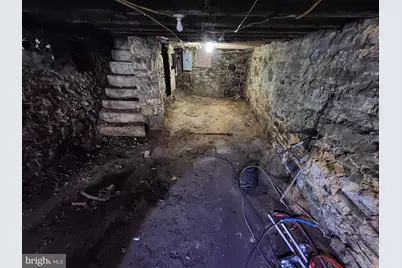 1812 W Lafayette Avenue, Baltimore, MD 21217 - Photo 15