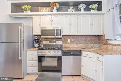 4244 Shamrock Avenue, Baltimore, MD 21206 - Photo 9