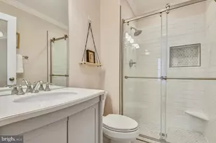 11 Churchill St, Baltimore, MD 21230 - Photo 23