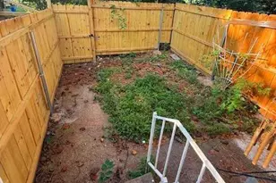 407 Cambria St, Baltimore, MD 21225 - Photo 13