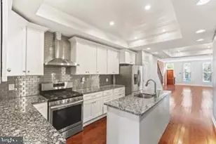 210 N Collington Ave, Baltimore, MD 21231 - Photo 29