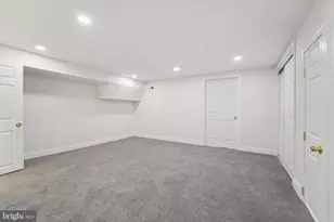 827 N Augusta Ave, Baltimore, MD 21229 - Photo 19