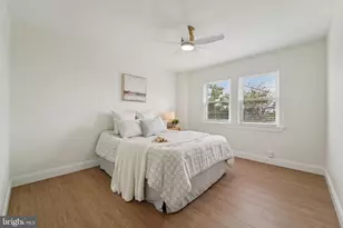 827 N Augusta Ave, Baltimore, MD 21229 - Photo 17