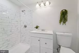 827 N Augusta Ave, Baltimore, MD 21229 - Photo 21