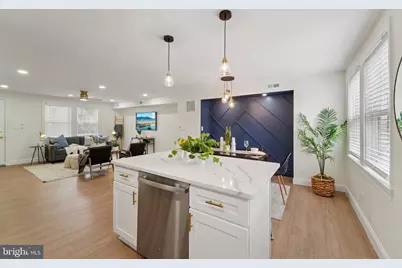 827 N Augusta Avenue, Baltimore, MD 21229 - Photo 5