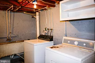 744 E 36th St, Baltimore, MD 21218 - Photo 37