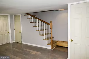 744 E 36th St, Baltimore, MD 21218 - Photo 35