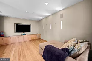 717 President St, Baltimore, MD 21202 - Photo 25