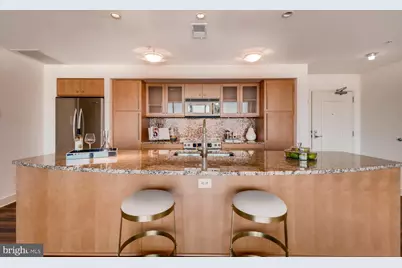 675 President Street #1806, Baltimore, MD 21202 - Photo 11