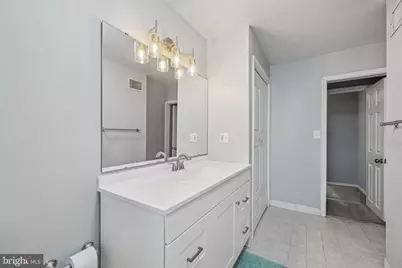 935 S Kenwood Avenue, Baltimore, MD 21224 - Photo 15