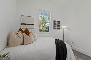 2644 Oswego Ave, Baltimore, MD 21215 - Photo 17