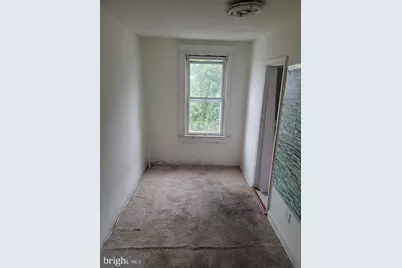 3011 Kenyon Avenue, Baltimore, MD 21213 - Photo 9