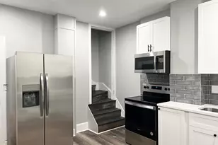 2619 N Calvert St, Baltimore, MD 21218 - Photo 9