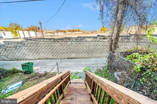 2224 W Fayette St, Baltimore, MD 21223 - Photo 17